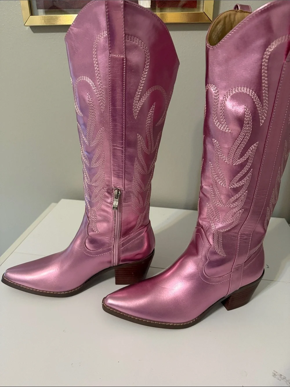 These Three Women's Pink Metallic Western Knee-High Boots.  Size 7.5